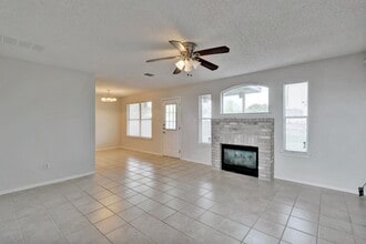 1609 Lantern Light Dr in Round Rock, TX - Building Photo - Building Photo