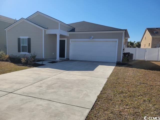 61 S Reindeer Rd in Surfside Beach, SC - Building Photo
