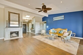 1215 Magdalena Ct in Los Altos, CA - Building Photo - Building Photo