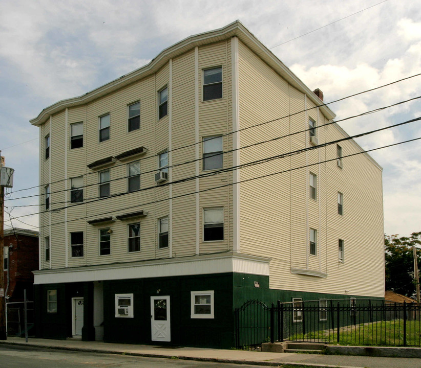 85 Newbury St in Lawrence, MA - Building Photo