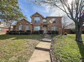 8014 Amesbury Ln in Rowlett, TX - Building Photo