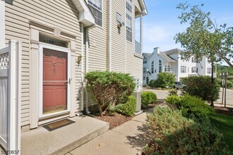 60 Hancock Dr in Morristown, NJ - Building Photo - Building Photo