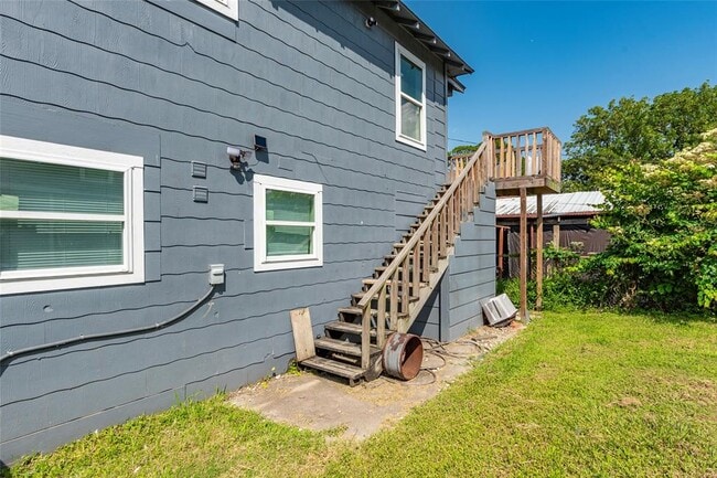 property at 2801 Virginia St