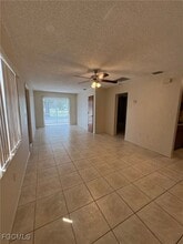 1215 SE 46th Ln in Cape Coral, FL - Building Photo - Building Photo