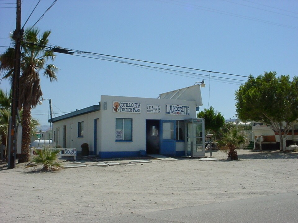 7 E Agate Rd in Ocotillo, CA - Building Photo