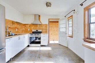 208 N Daytona Ave in Flagler Beach, FL - Building Photo - Building Photo