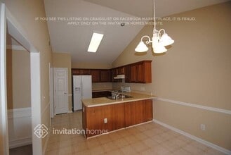 4720 Parkview Walk Dr in Lilburn, GA - Building Photo - Building Photo