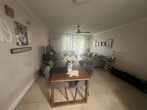 8363 Lake Dr in Doral, FL - Building Photo - Building Photo