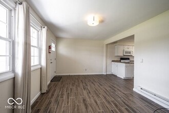 140 Maple Park Dr in Westfield, IN - Building Photo - Building Photo