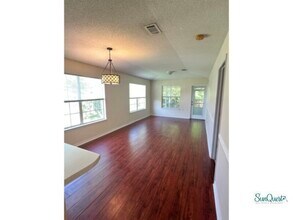 7989 Stonebrook Dr in Pensacola, FL - Building Photo - Building Photo