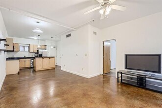 711 W 26th St in Austin, TX - Building Photo - Building Photo