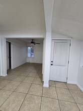 774 N Orange St, Unit 2B in Riverside, CA - Building Photo - Building Photo