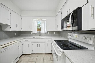 304 N Bonham Dr in Allen, TX - Building Photo - Building Photo