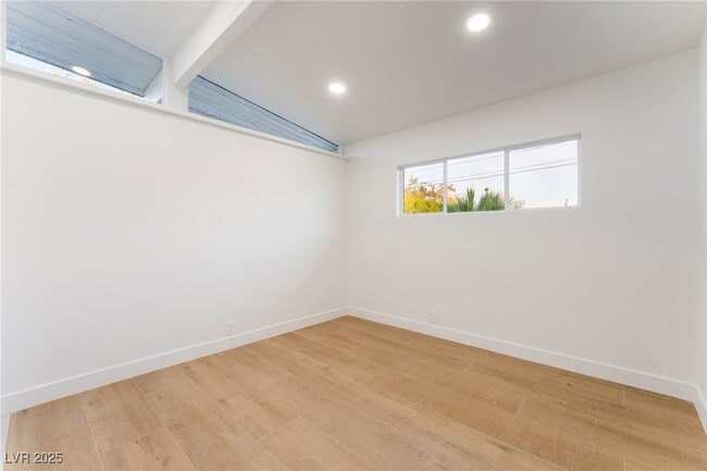 property at 548 E Oakey Blvd