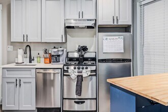 396 Hanover St, Unit ID1364230P in Boston, MA - Foto de edificio - Building Photo