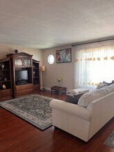 6425 Thomas Dr in North Highlands, CA - Building Photo - Building Photo