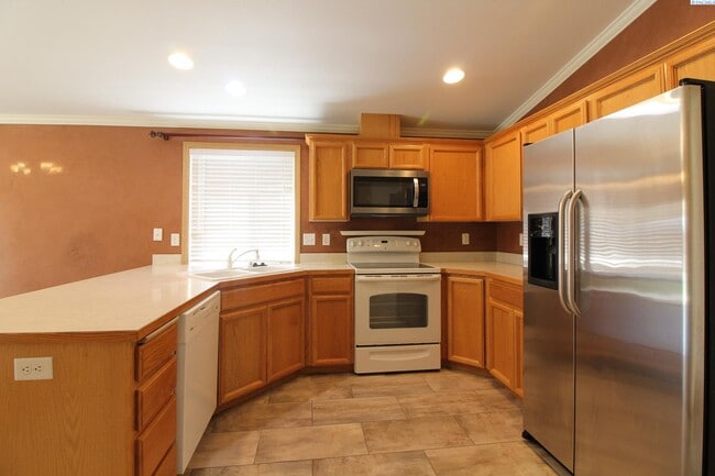 4414 Kubota Ln in Pasco, WA - Building Photo - Building Photo
