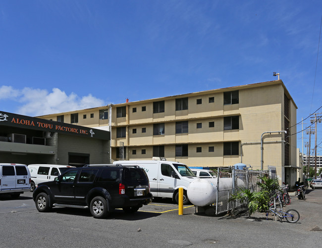 955 Akepo Ln in Honolulu, HI - Foto de edificio - Building Photo