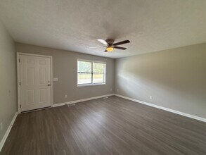 116 Wiley St in Manchester, TN - Building Photo - Building Photo