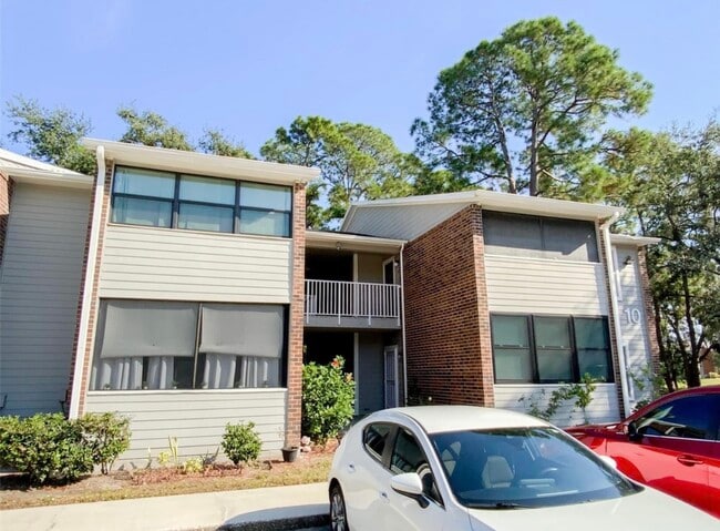 property at 1400 Gandy Blvd N