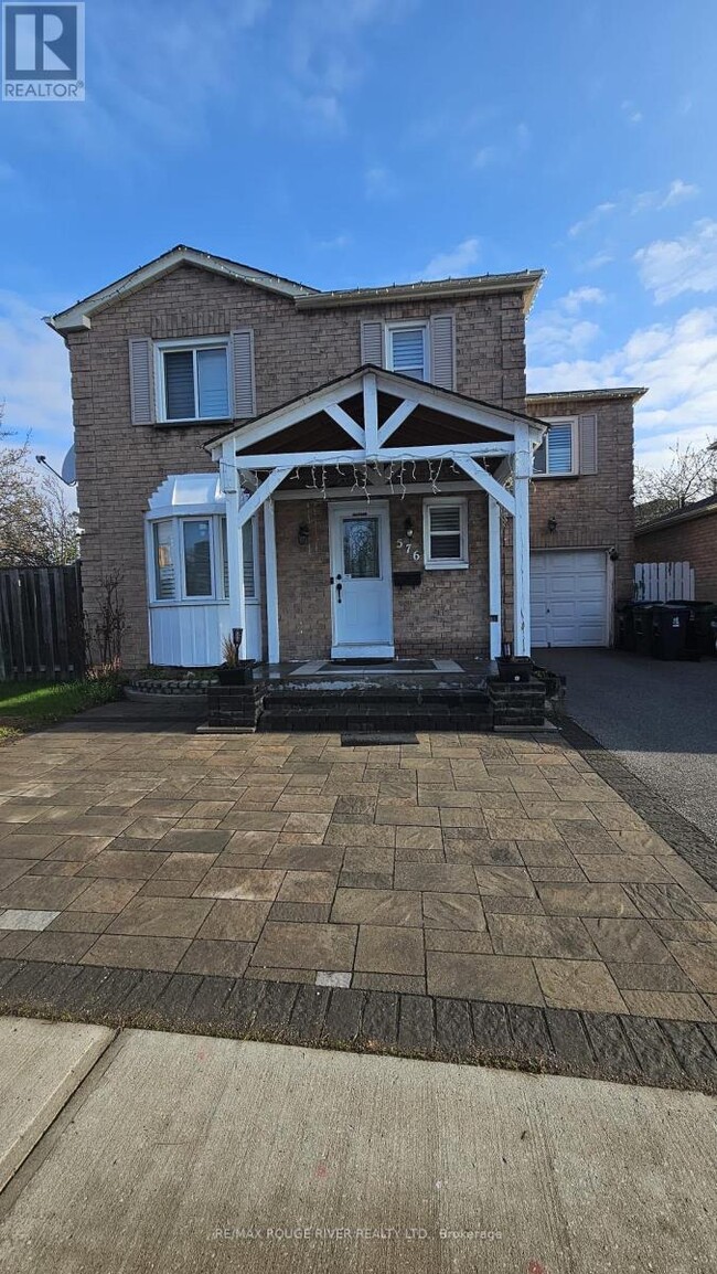 576 McLevin Ave