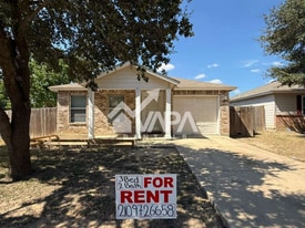 2131 Mossy Ridge in San Antonio, TX - Building Photo