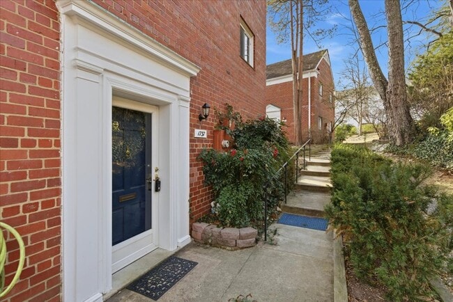 1737 Preston Rd in Alexandria, VA - Building Photo - Building Photo