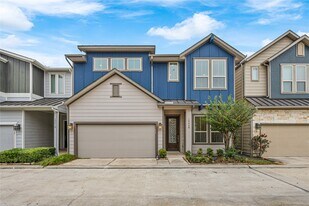 10408 Quiet Courtyard Rd in Houston, TX - Building Photo