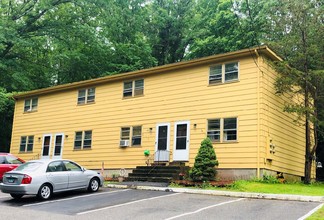 16 Lynch Rd in Chaplin, CT - Building Photo - Building Photo