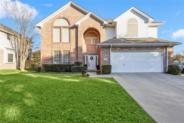 8104 Rainier Rd in Fort Worth, TX - Building Photo