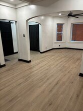 5965 W Erie St in Chicago, IL - Foto de edificio - Building Photo