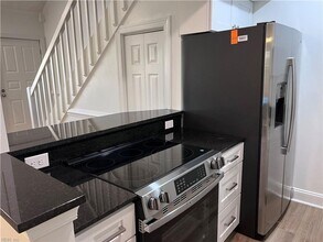 947 Wildwood Square Ct in Virginia Beach, VA - Building Photo - Building Photo