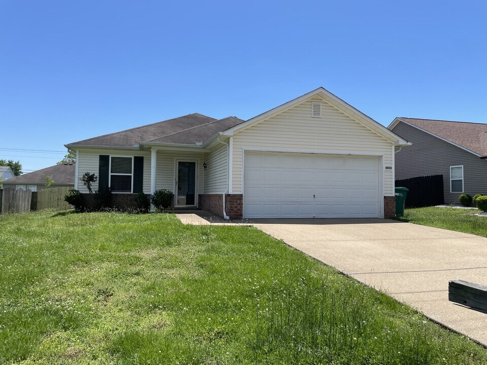 4006 Randall Ln in Thompson's Station, TN - Building Photo