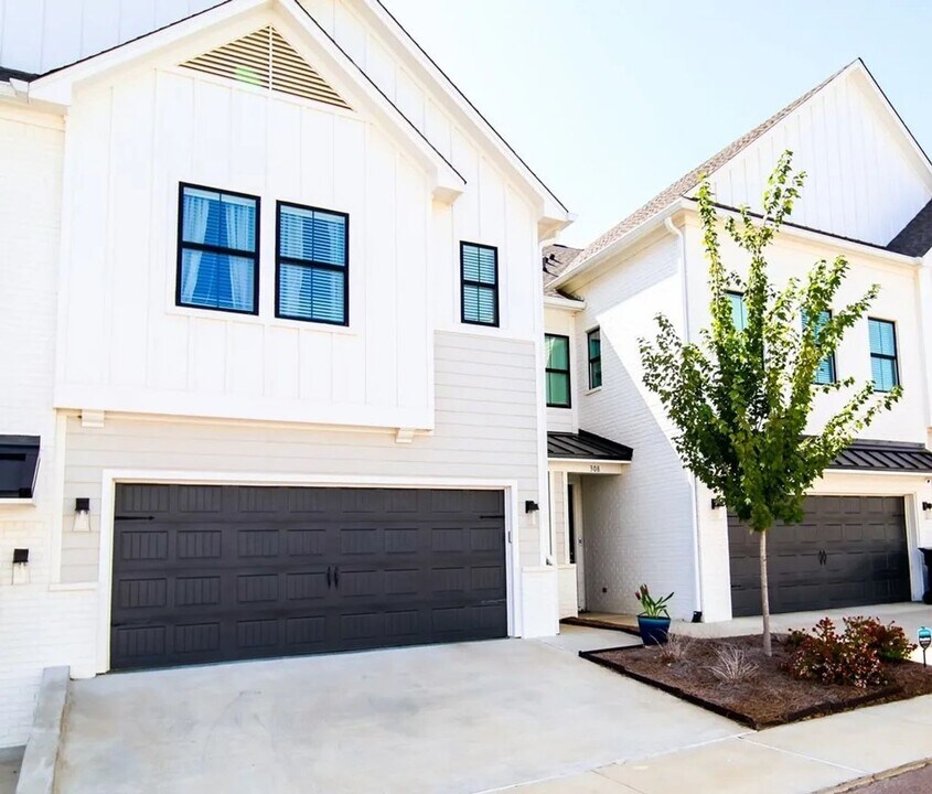 310 Marigold Ln in Oxford, MS - Building Photo