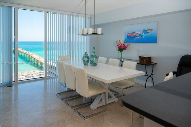 16699 Collins Ave in Sunny Isles Beach, FL - Building Photo - Building Photo