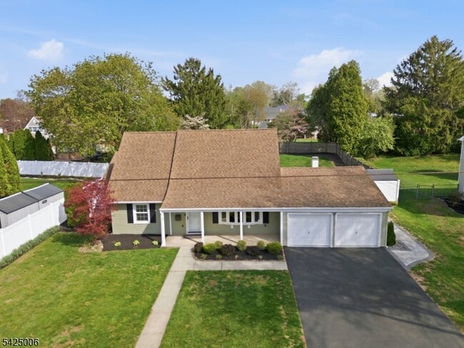 property at 3 Cypress Rd