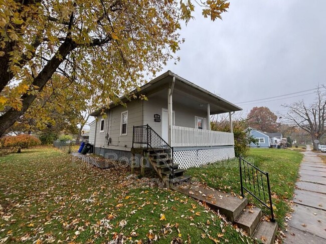 1239 Goodman Ave in Hamilton, OH - Building Photo - Building Photo