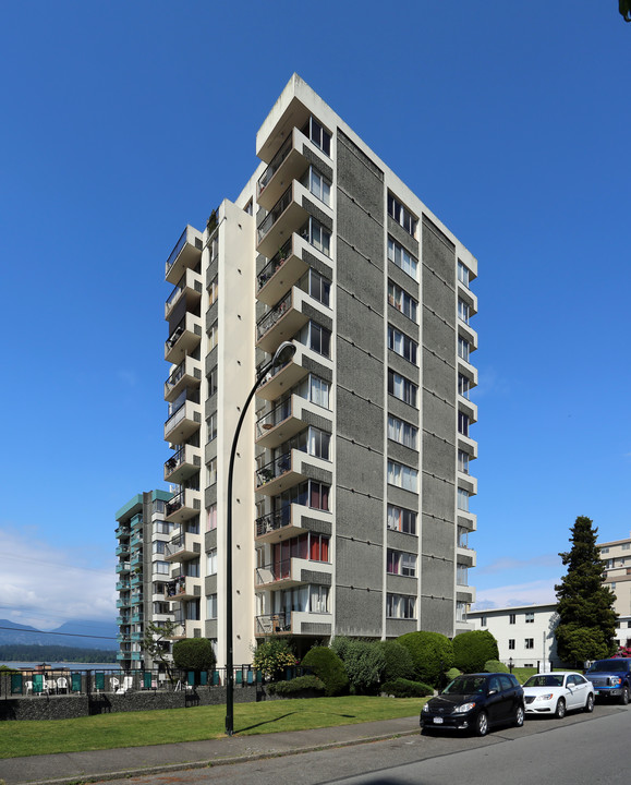 St. Roch Apartments in Vancouver, BC - Building Photo