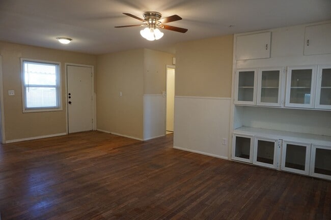 3404 31st St in Lubbock, TX - Building Photo - Building Photo