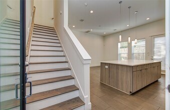 556 Janisch Rd in Houston, TX - Building Photo - Building Photo