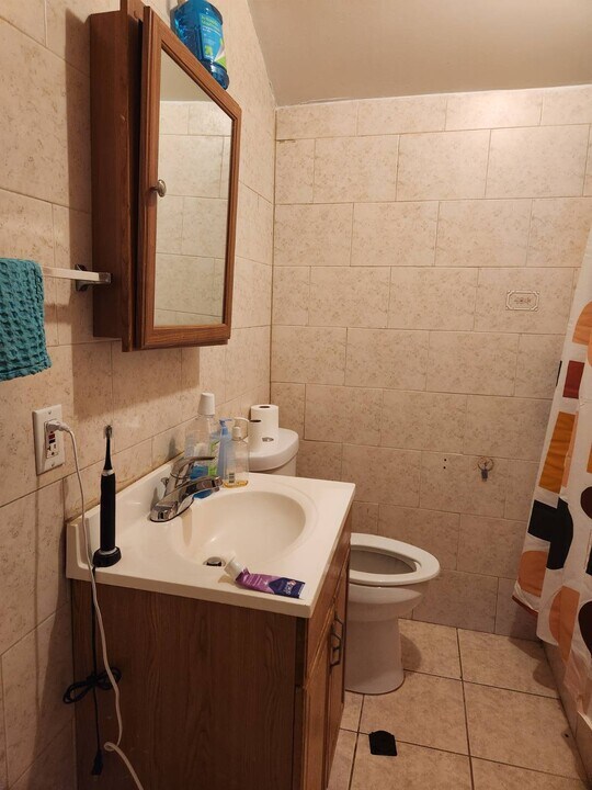 230-48 144th Ave in Queens, NY - Building Photo