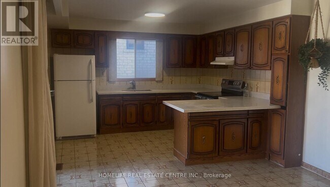 639 Royal York Rd in Toronto, ON - Building Photo - Building Photo