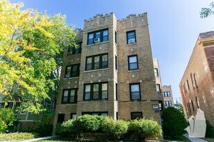 4863 N Paulina St, Unit G in Chicago, IL - Building Photo