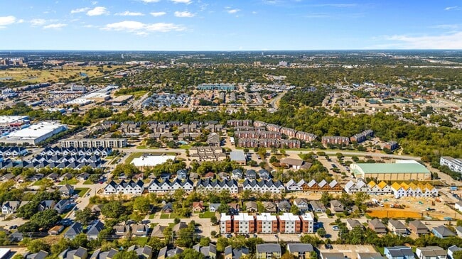 228 Richards St in College Station, TX - Building Photo - Building Photo