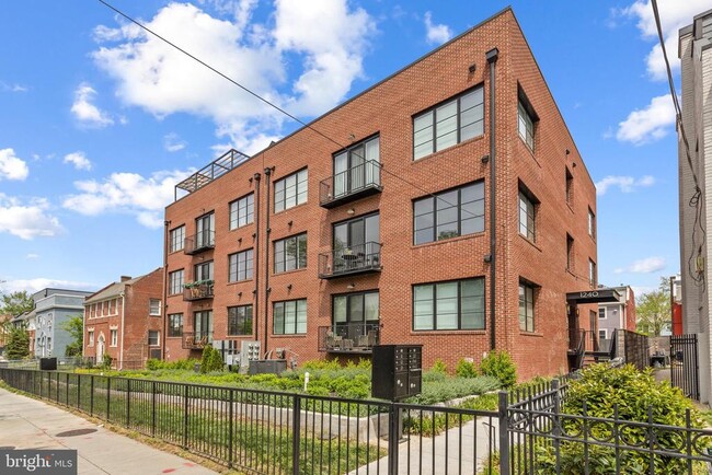 property at 1240 Raum St NE