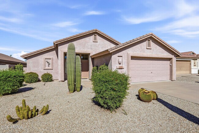 4626 E Thorn Tree Dr in Cave Creek, AZ - Foto de edificio - Building Photo