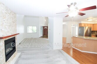 2000 Village Green Dr in Mill Creek, WA - Building Photo - Building Photo