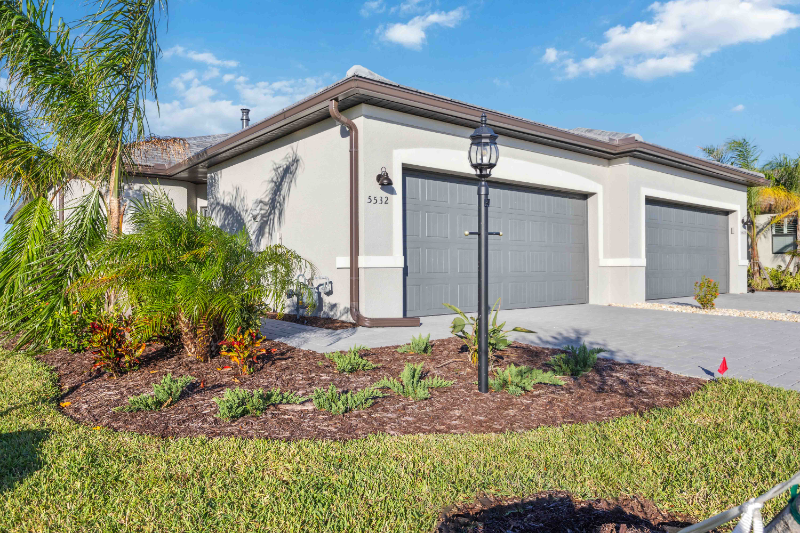 5539 Sapphire Stone Cv in Bradenton, FL - Building Photo