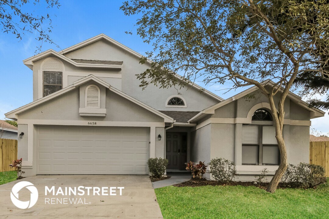 6658 Chantry St in Orlando, FL - Building Photo