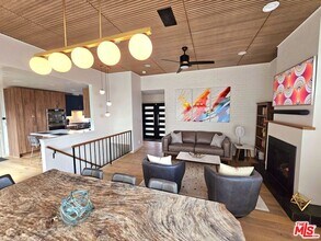 6194 Rodgerton Dr in Los Angeles, CA - Building Photo - Building Photo